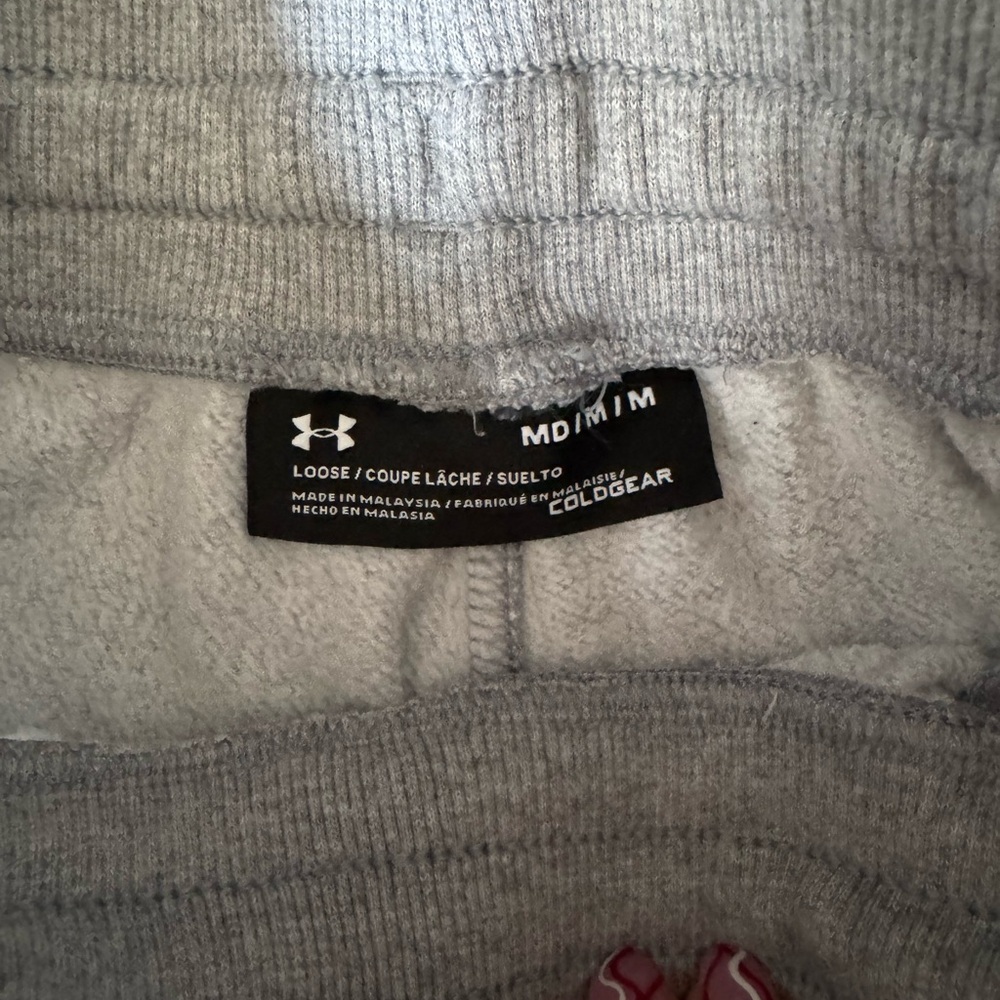 Under Armour Light Gray Sweats